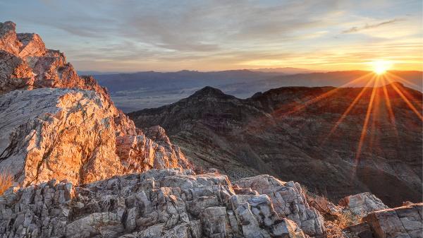 将药物发现转移到“死亡谷”之外